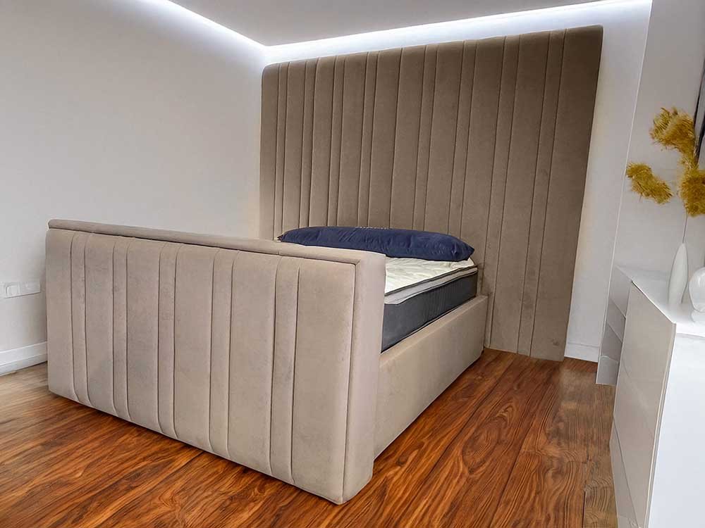 Ambassador Electric adjustable TV bed